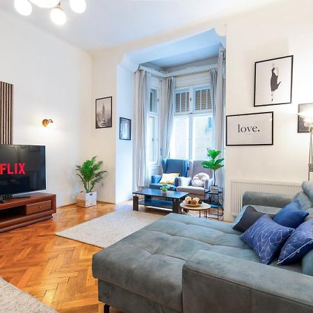 Beautiful Spacious Three-Room Suite Close To Buda Castle ブダペスト エクステリア 写真