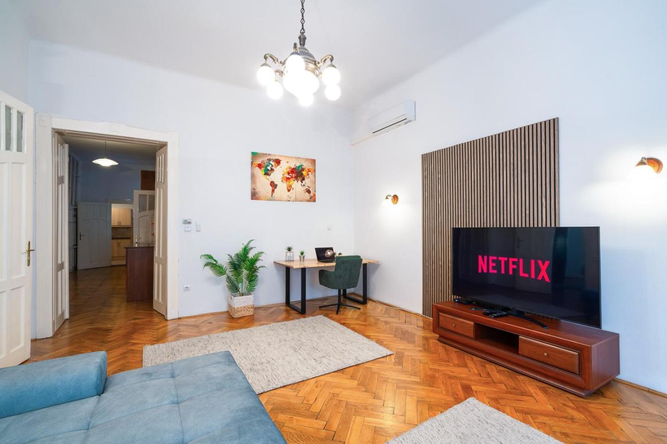Beautiful Spacious Three-Room Suite Close To Buda Castle ブダペスト エクステリア 写真